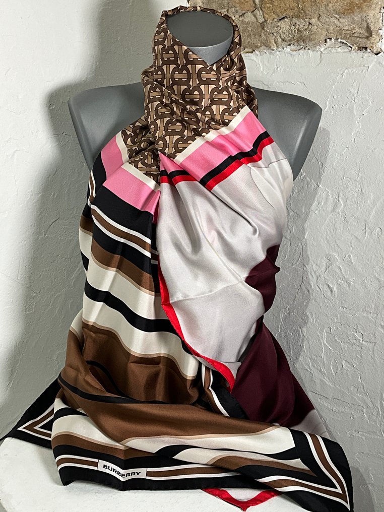 Burberry 4160 deals prezzo