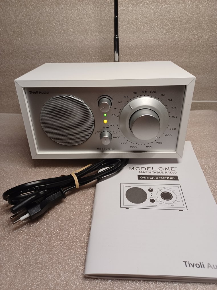 Tivoli Model One Radio Catawiki