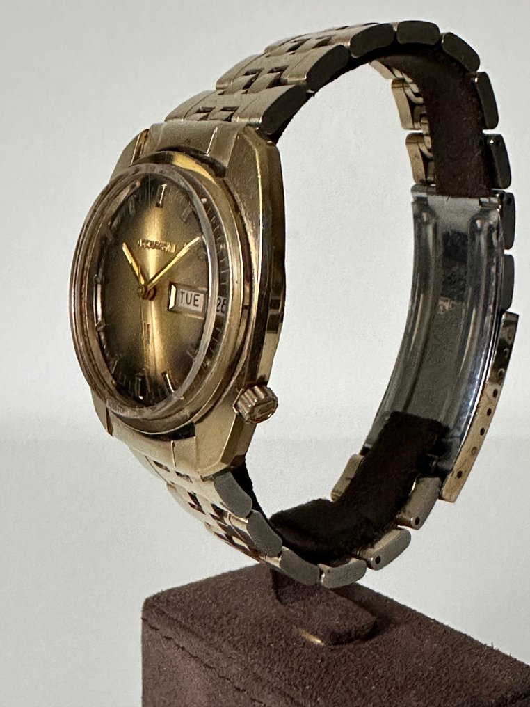 Bulova Accutron 218 Dag Datum Elektronisch Stemvork horloge