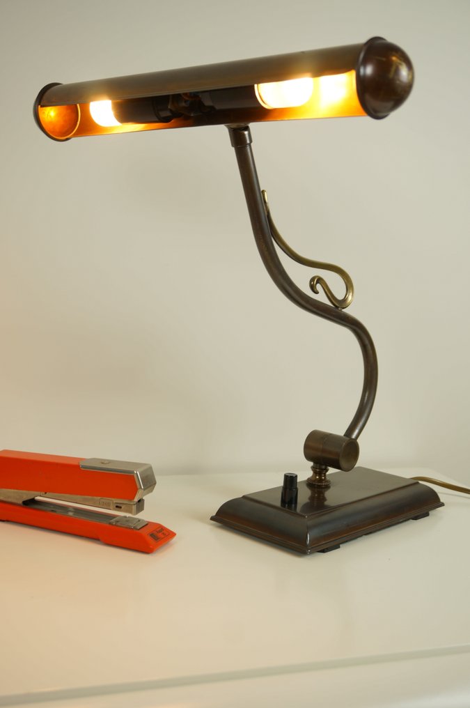 Lampe (1) - Lampe piano - Cuivre - Catawiki