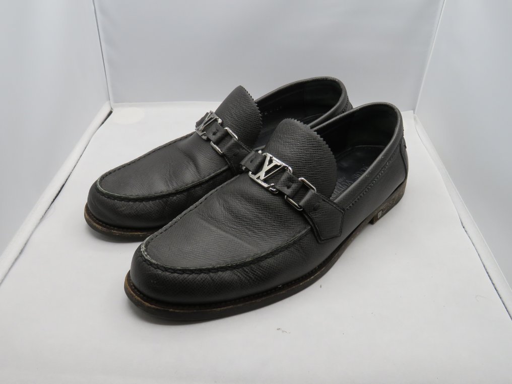 Louis Vuitton Mens Shoes, Size 8.5