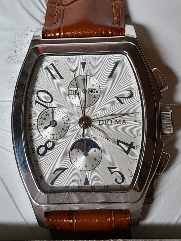 Delma klondike mondphase valjoux 7751 deals