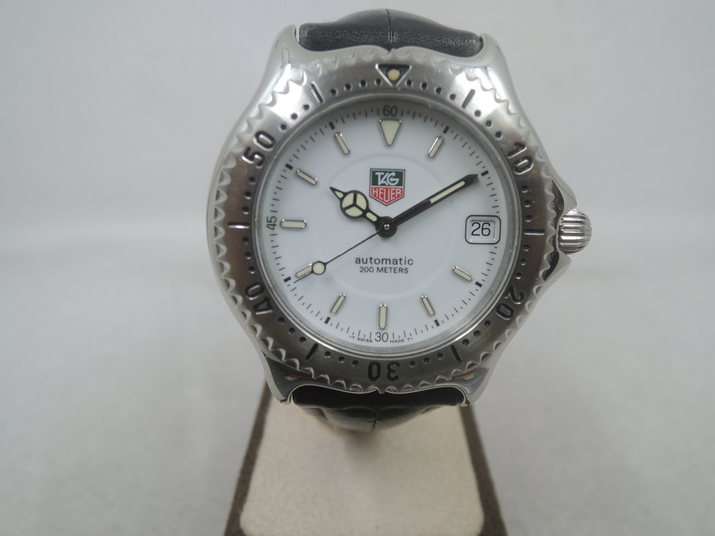 Tag heuer chronometer 200m sale