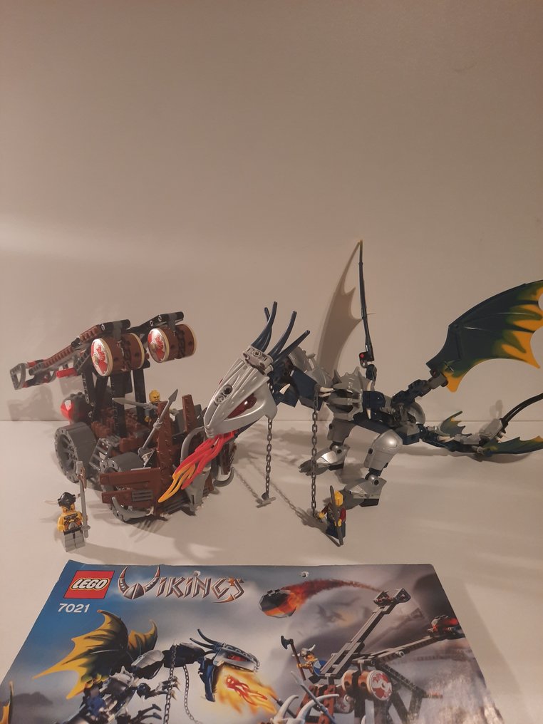 Lego Vikings 7021 Dubbele viking katapult en de gepantserd