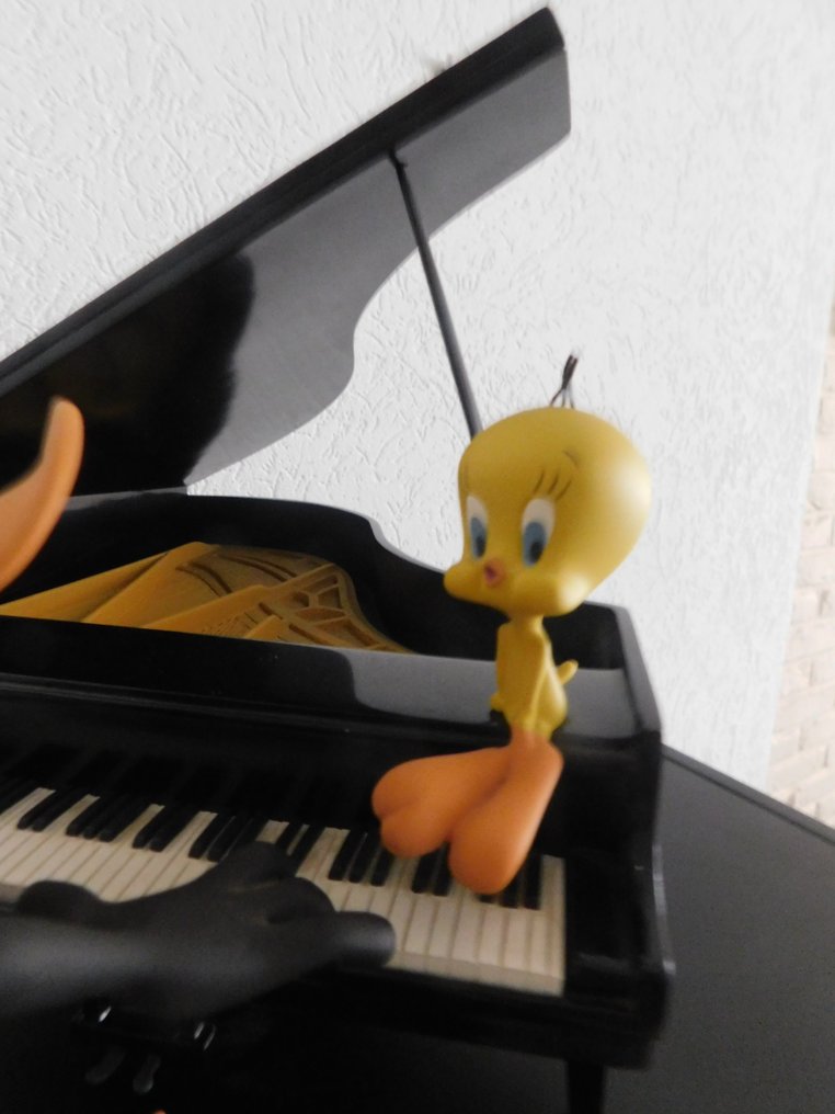 Looney Tunes - Figurine(s) Daffy Duck & Tweety op de Piano - Catawiki