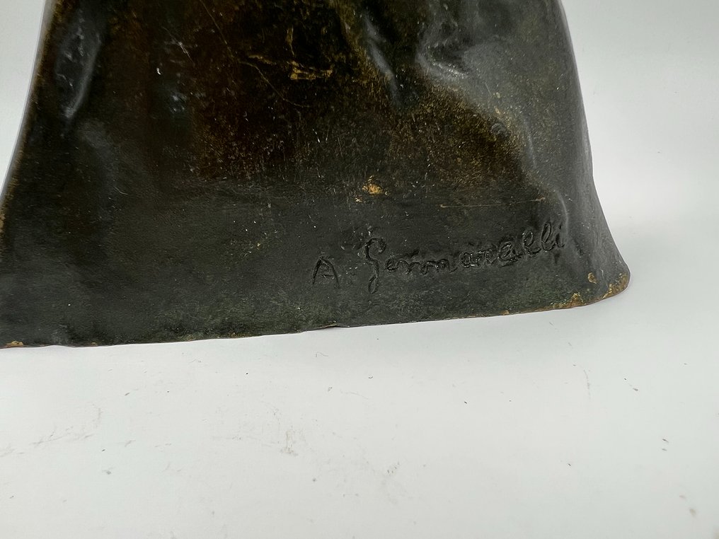 Amedeo Gennarelli (18811943) sculptuur, Meisjeskop 22 cm Brons