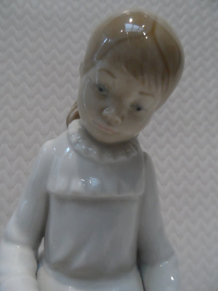 Lladró, Nao by Lladró Figurines (4) Bisque porcelain Catawiki