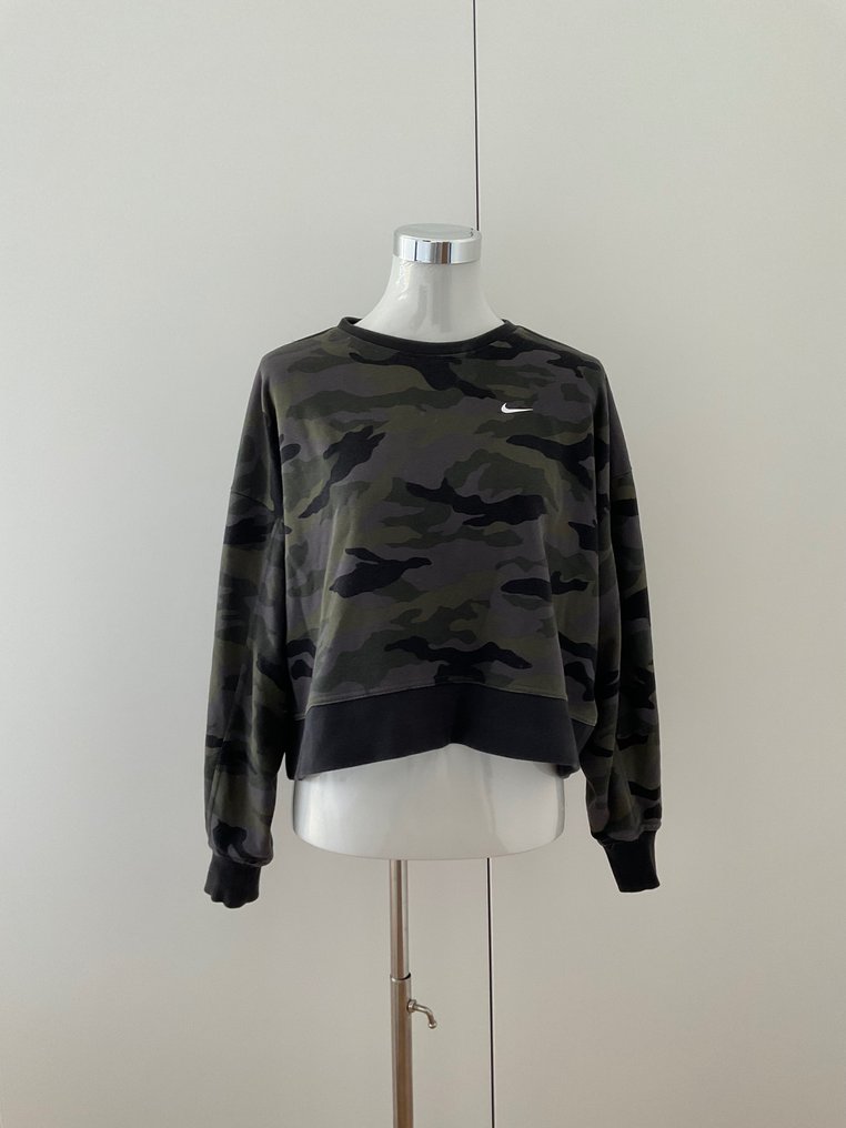 acg sweatshirt