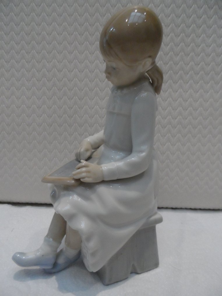 Lladró, Nao by Lladró Figurines (4) Bisque porcelain Catawiki