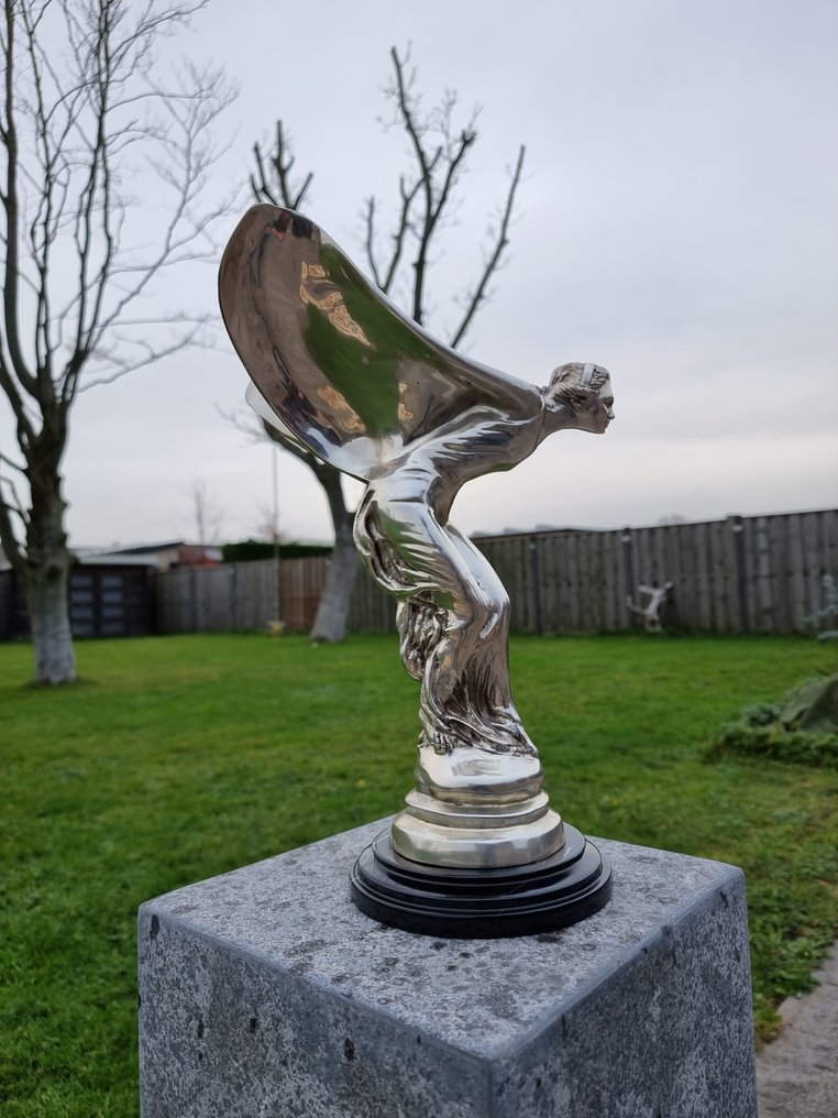 Statue, Large Rolls Royce Style Spirit of Ecstasy 38 cm Bronze