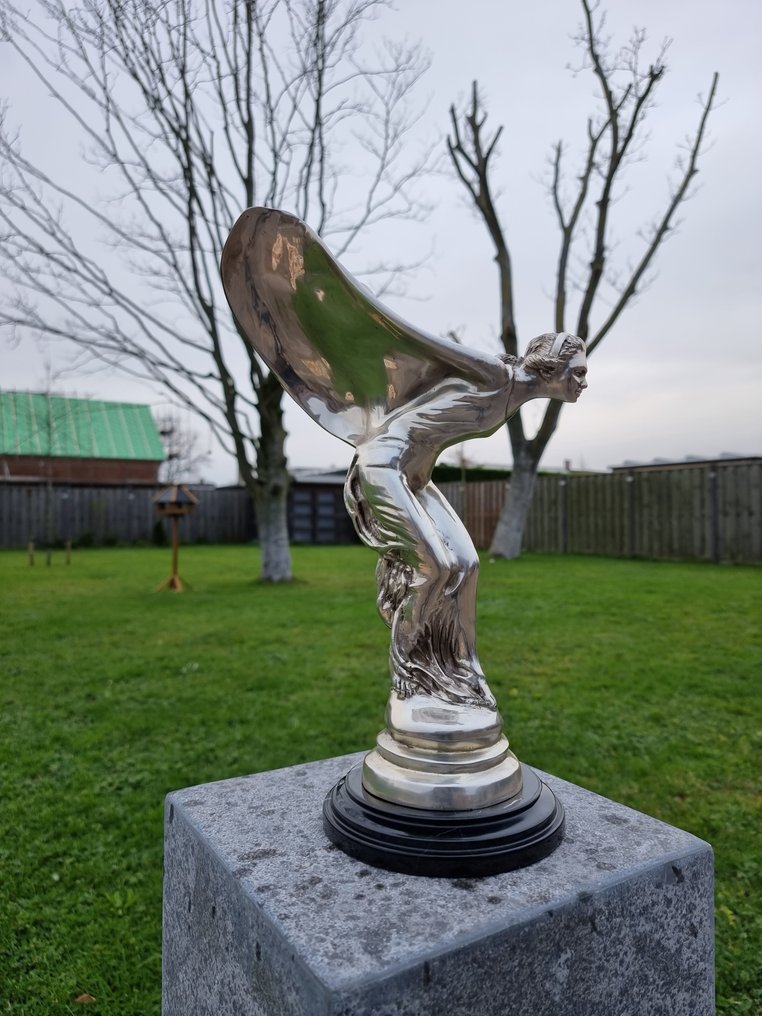 Statue, Large Rolls Royce Style Spirit of Ecstasy 38 cm Bronze