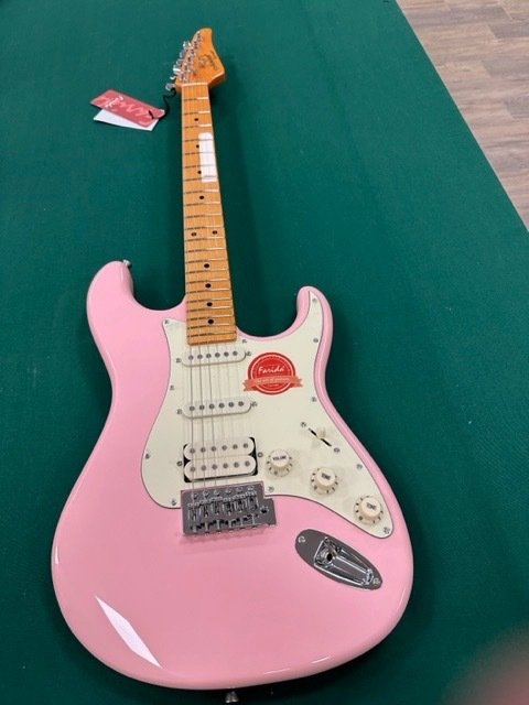 FARIDA - Marina F-3030 pk - - Electric guitar - Catawiki