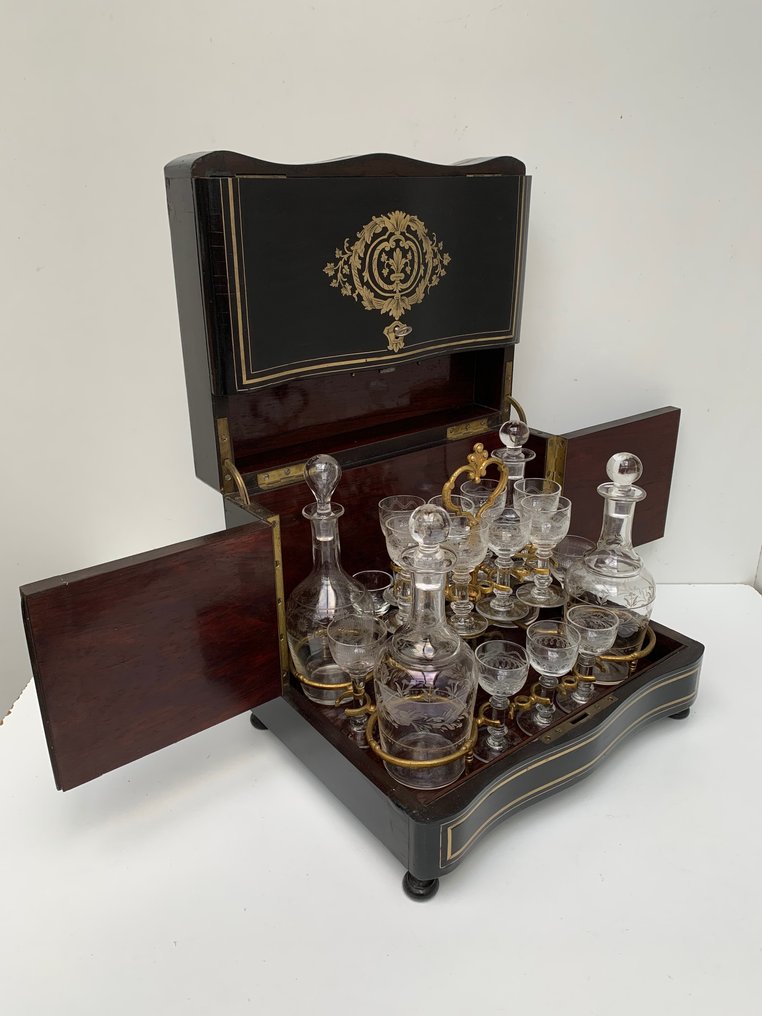 Liquor Brass, Crystal, Ebony, Kingwood Catawiki