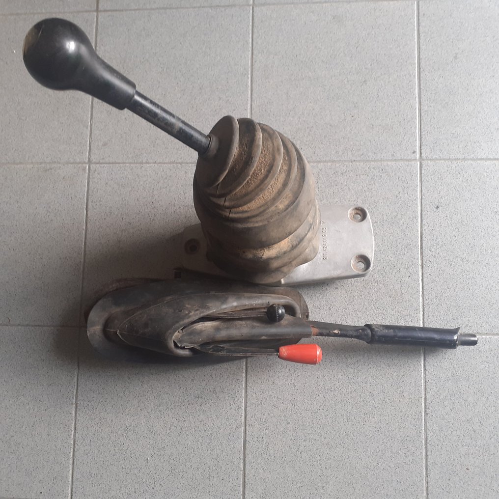 Gear lever and handbrake Porsche 911 1973 Catawiki