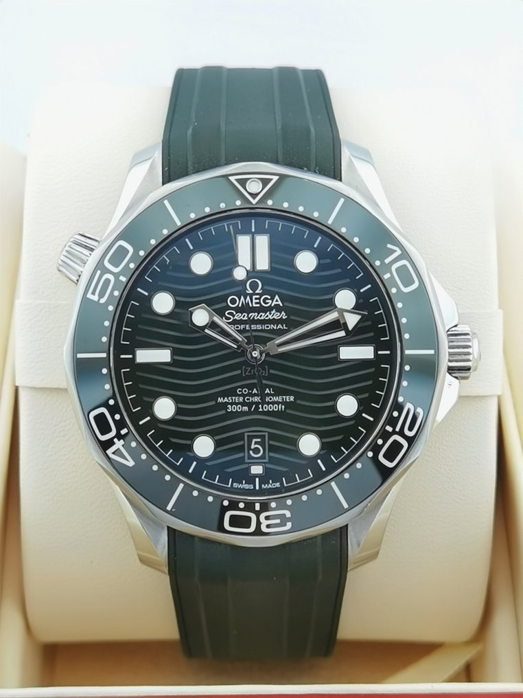 Omega hotsell seamaster 2010