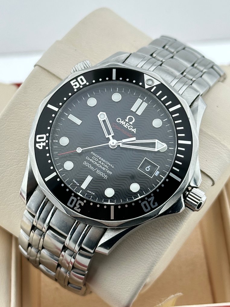 2011 omega seamaster outlet