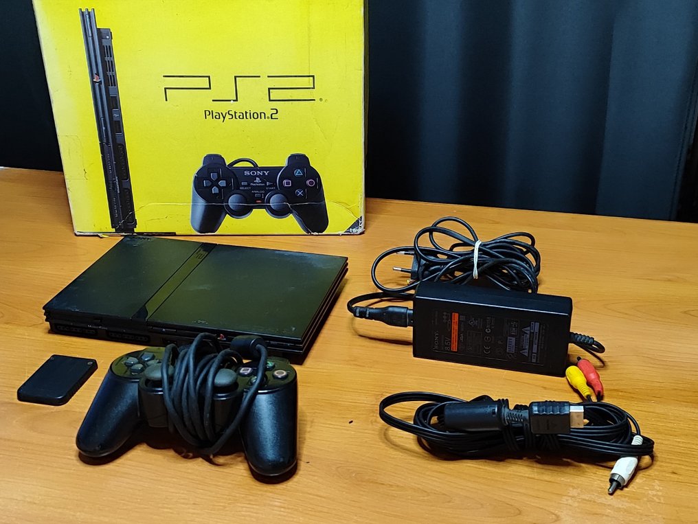Sony Sony Playstation 2 slim SCPH70004 + 16 Games Video game