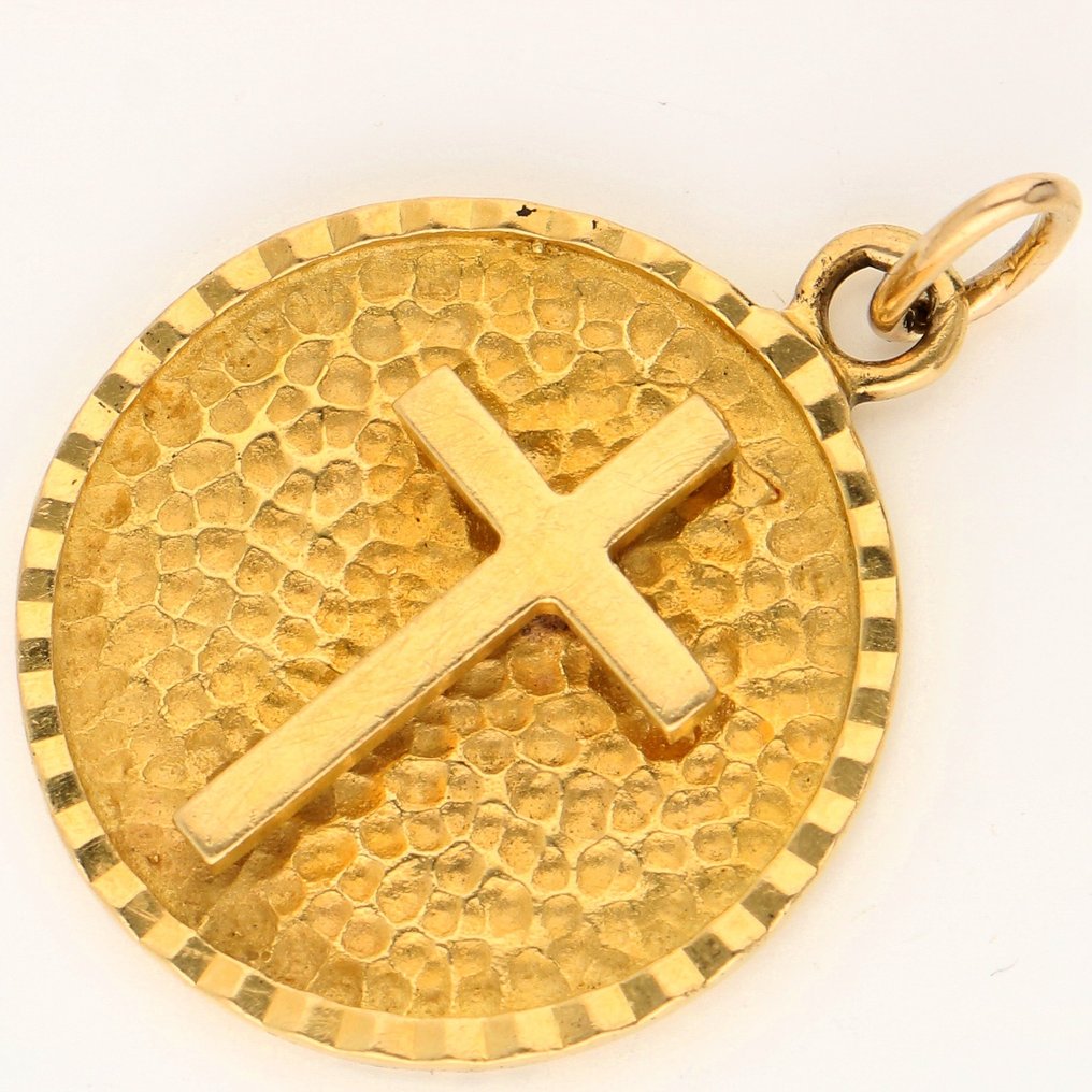 18-kt-gold-pendant-catawiki