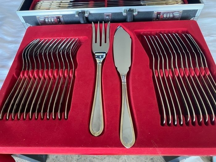 Solingen Besteck 18 10 Hartvergoldet 23 24 Karat Besteck - Solingen Geprägte Kanten aus 23/24 Karat Gold und 18/10