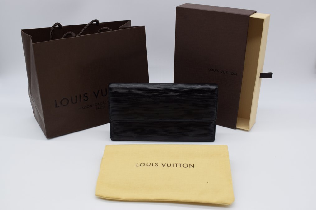 Louis Vuitton - Wallet - Catawiki