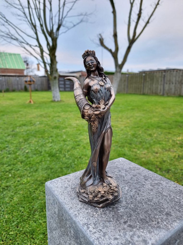 Statue, Lady Fortune Coldbronze 28.5 cm Resin Catawiki