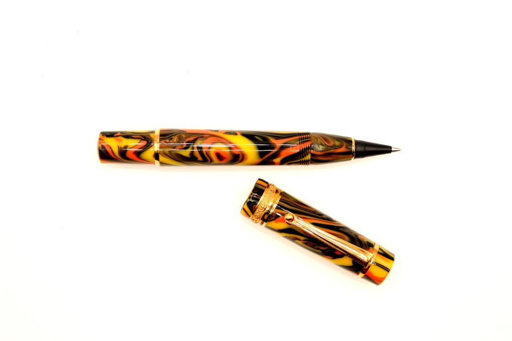 Delta Dolcevita gallery Roller ball pen Catawiki