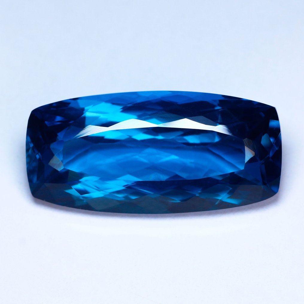 Deep London Blue Topaz 28.24 ct Catawiki
