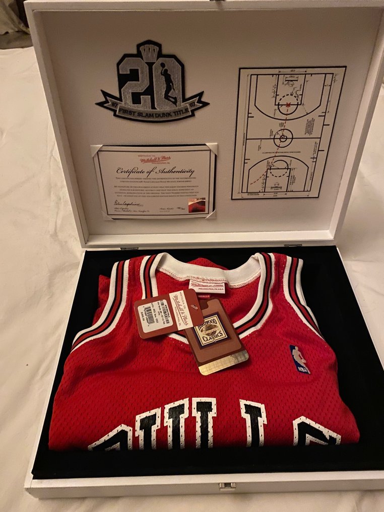 chicago bulls michael jordan jersey