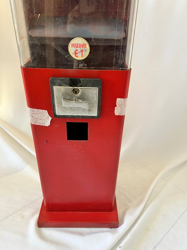 Vending machine Catawiki