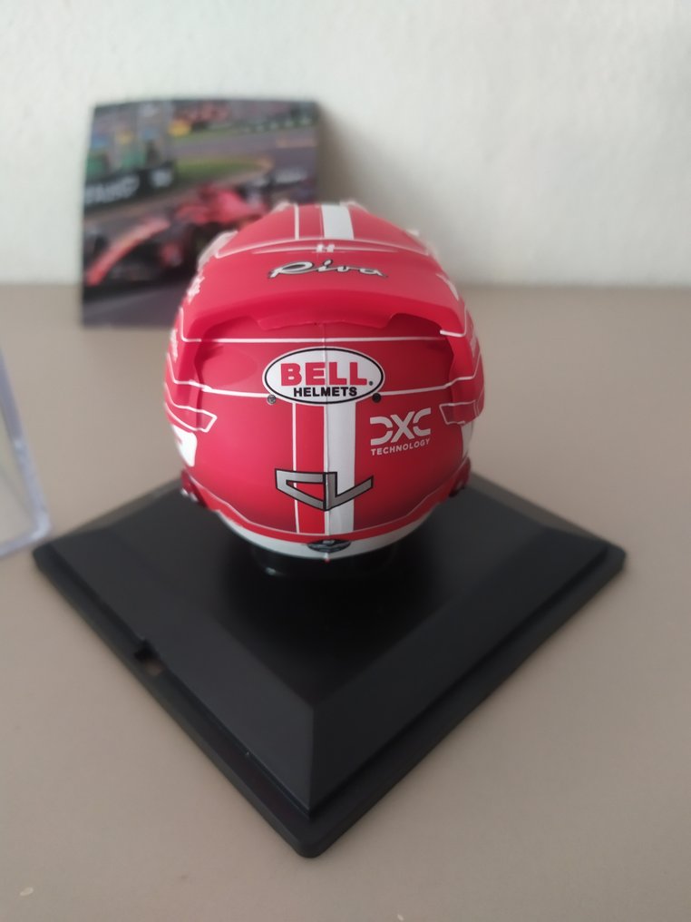 Ferrari Charles Leclerc 2023 Casque échelle 1/5 Catawiki