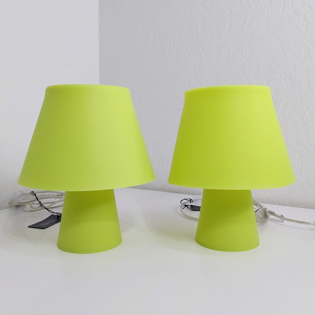 Numen table sale lamp