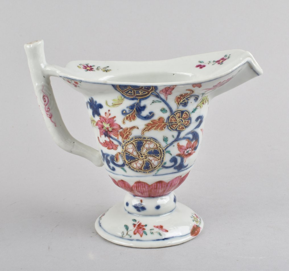Ewer tobacco leaf pattern porcelain catawiki