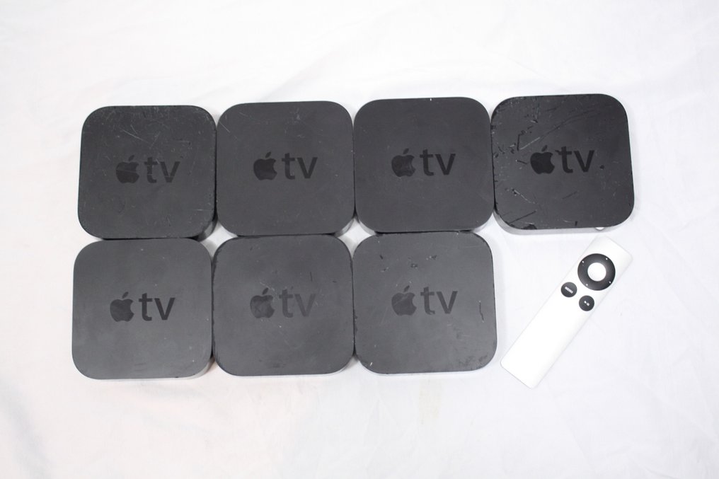 Rare find Lot of 7 Apple TV 3rd Gen (models A1427 & A1469) With one