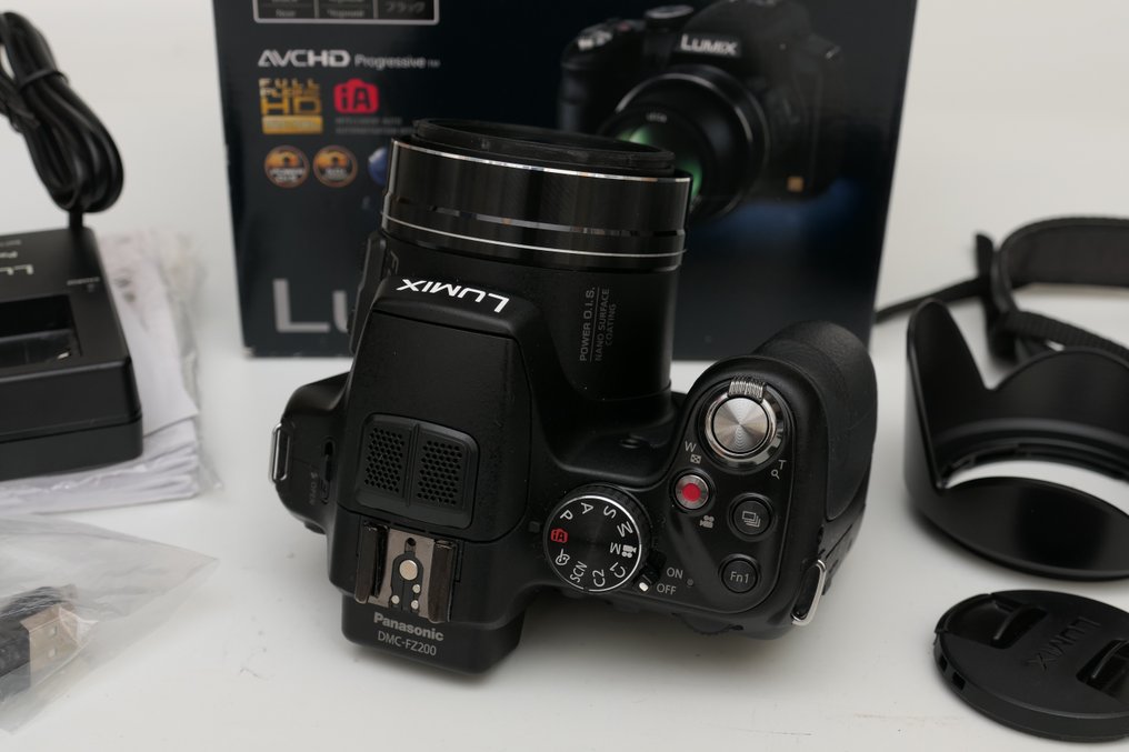Panasonic Lumix DMCFZ200 Digital Camera 12.1MP 24x 25600mm Zoom Full