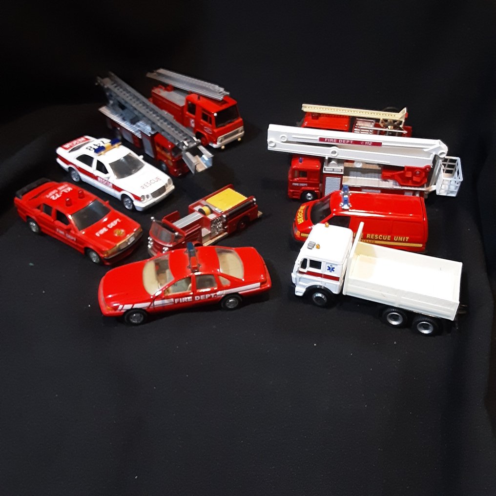 Solido 1:43 - 10 - Model truck - Catawiki