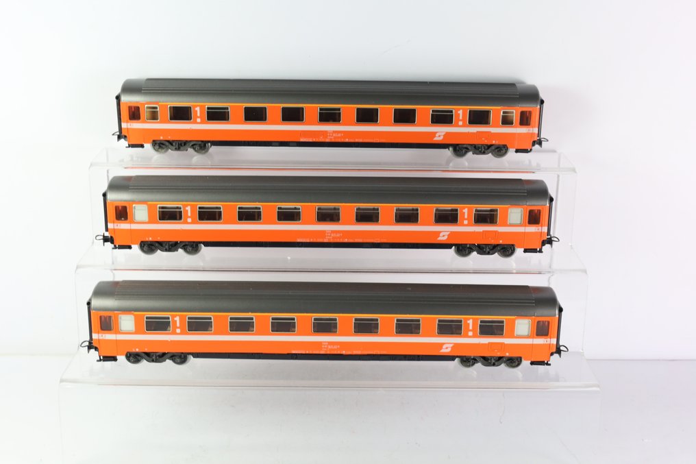 Märklin H0 4149 Model train passenger carriage (3) 3 passenger