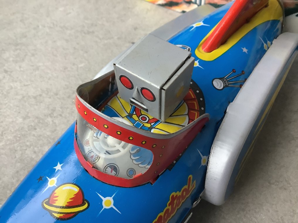 MF742 en MF735 - Tin toy 2 ruimtevoertuigen - China - Catawiki