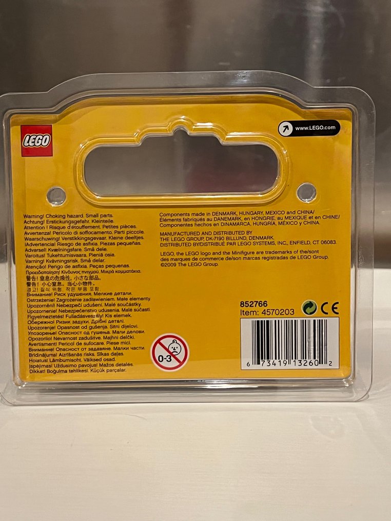 Lego GRAND OPENING LEGO BRAND STORE GRAND OPENING SET UBER