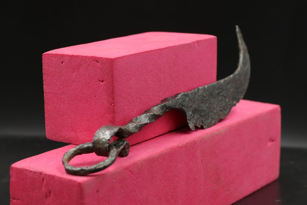 Wikinger (nordisch) - Gedrehtes Militärmesser aus Eisen - KEIN RESERVAT ...