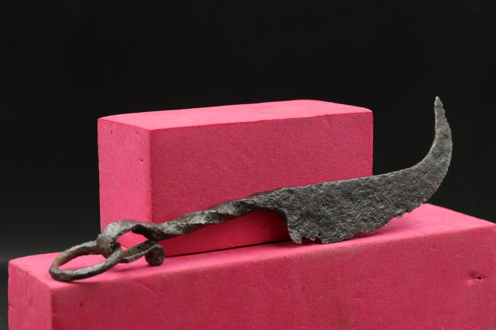 Wikinger (nordisch) - Gedrehtes Militärmesser aus Eisen - KEIN RESERVAT ...