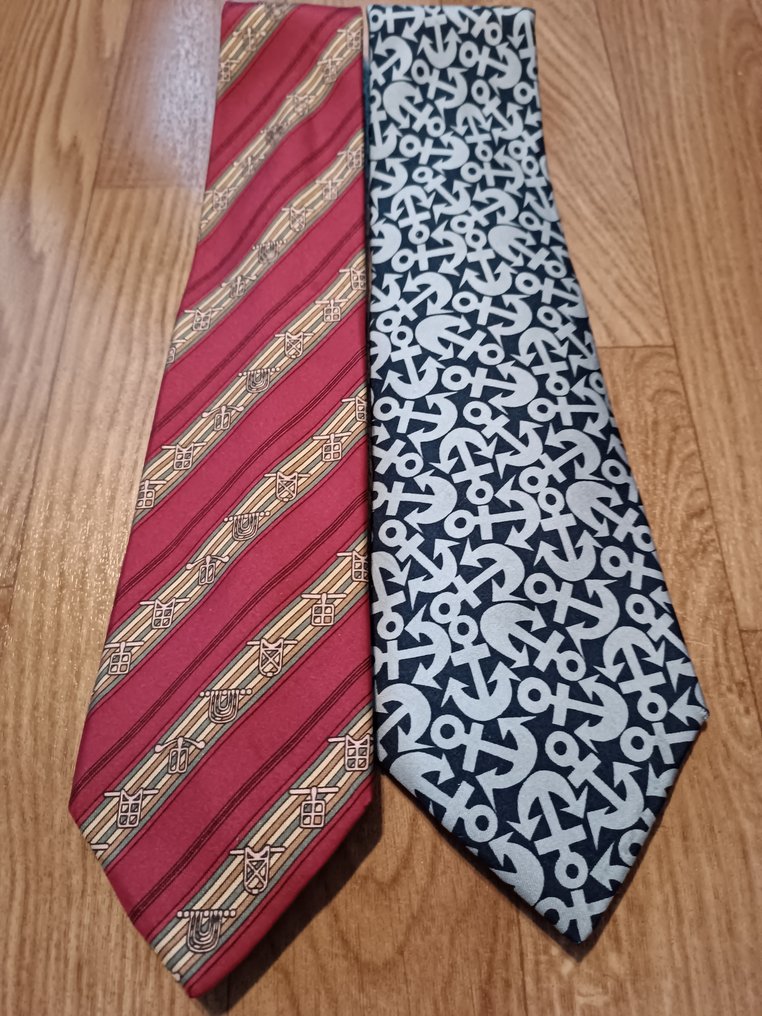 cantabil tie set