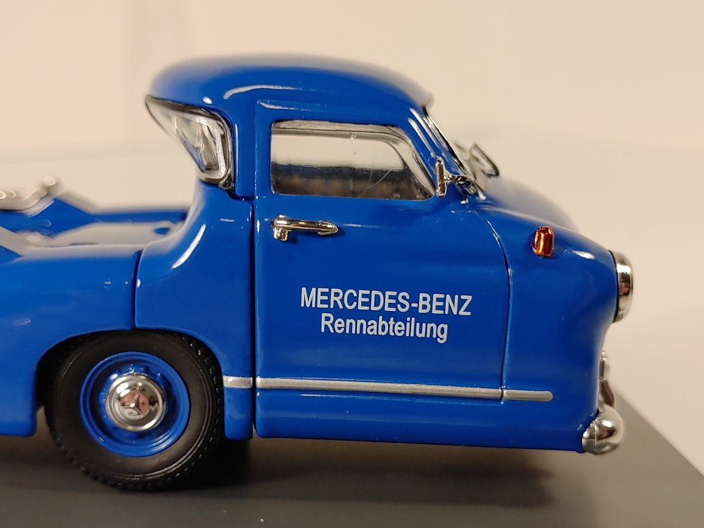 Camion miniature mercedes store