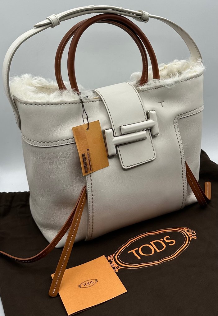 Tod's double t shopping bag 2025 medium