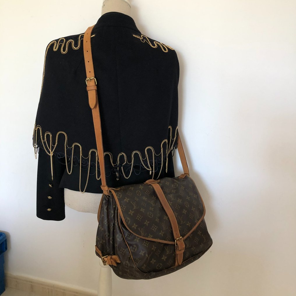 Monogram saumur 35 sales