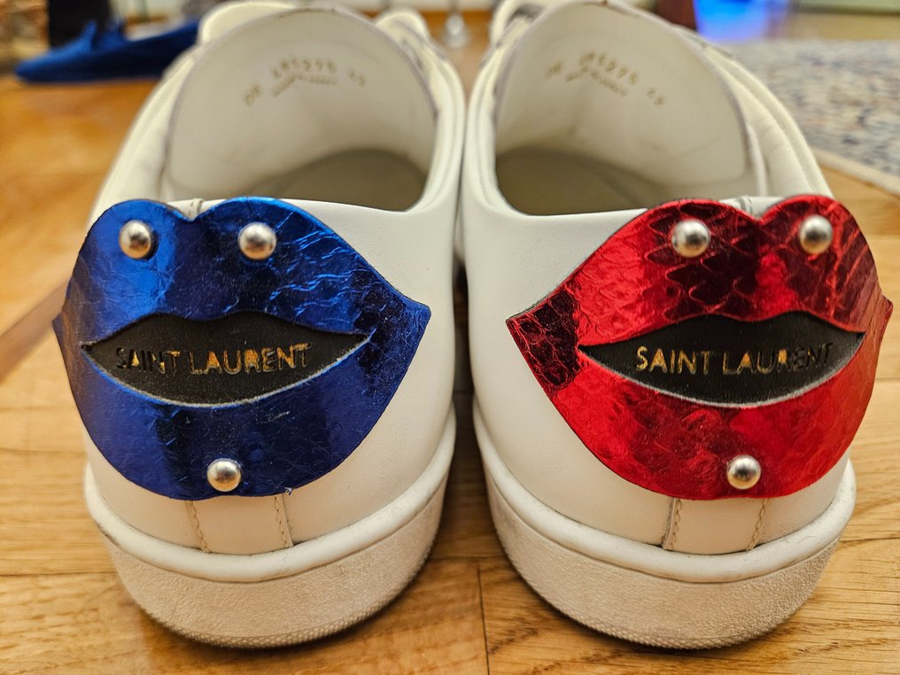 Saint laurent lip sneakers hotsell