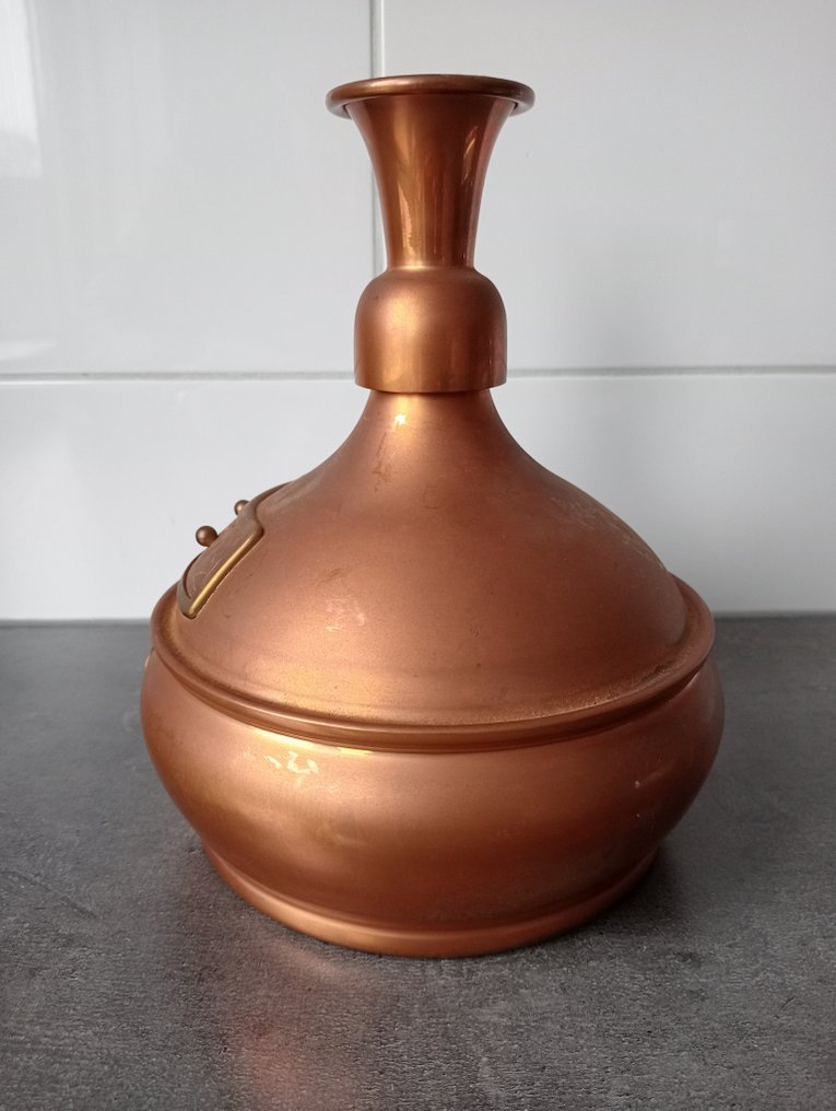 Heineken Heater (1) Heineken miniature brewing kettle Copper Catawiki