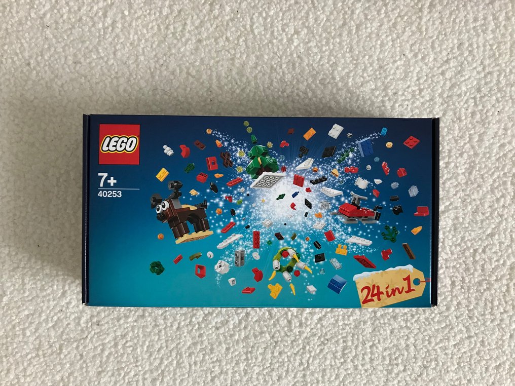 Lego christmas store build up