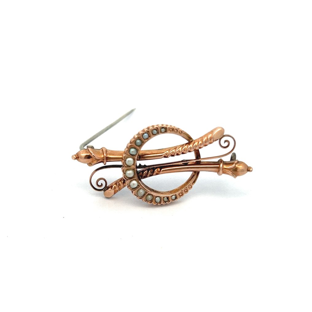 brooch-catawiki