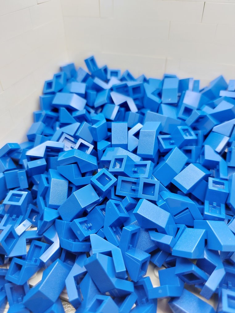 lego-lego-new-250x-blue-slope-45-2-x-1-with-cutout-without-stud