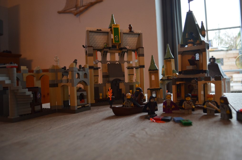 LEGO Harry Potter Hogwarts Castle (4709) for sale online